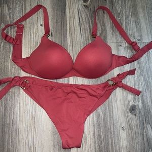 Women’s 2 piece bikini NWOT